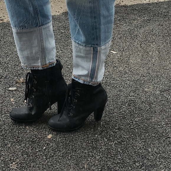 SALE Kenneth Cole Boots - Picture 4 of 8